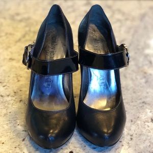 NWOT - Cathy Jean Brazil Heels